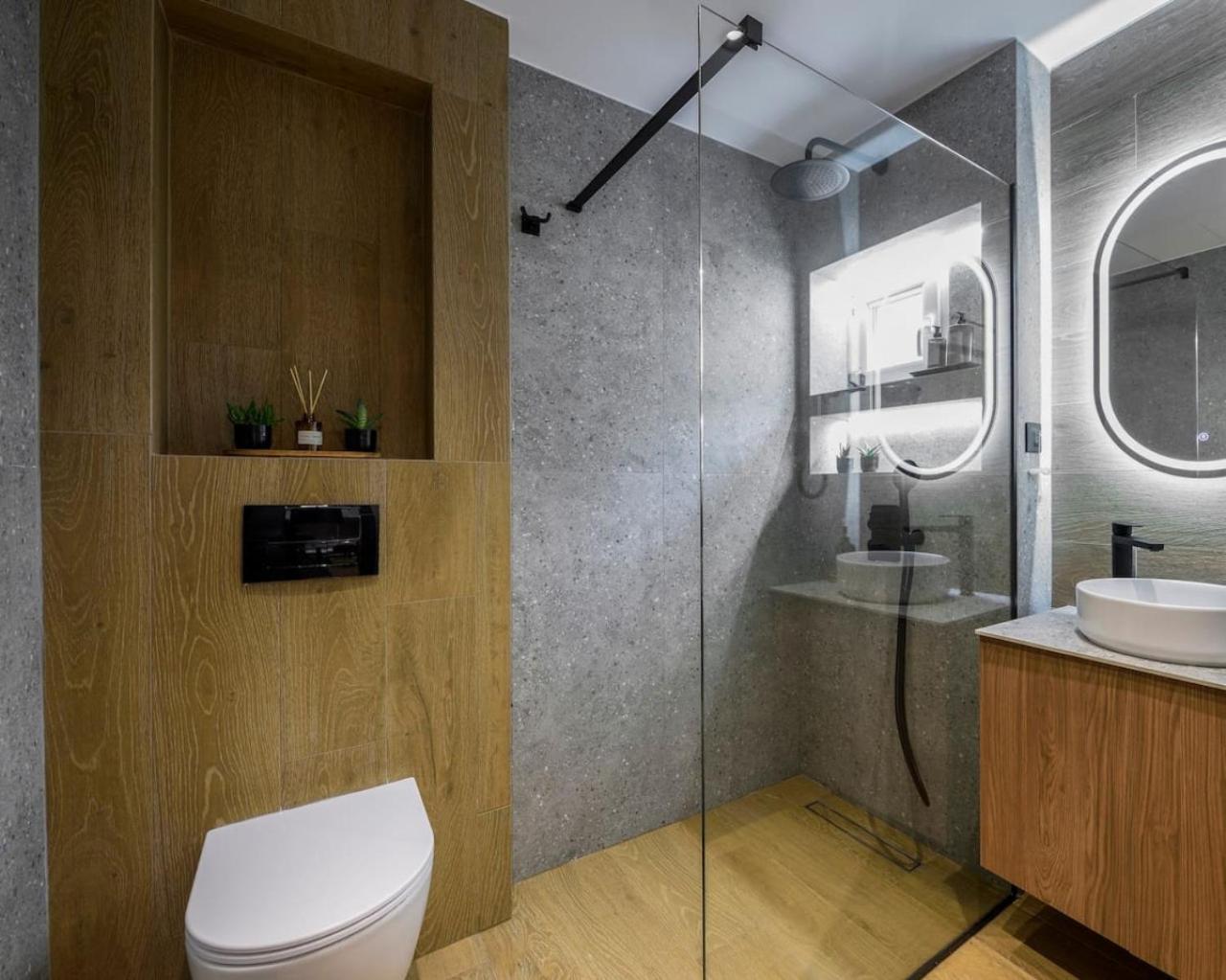 Apartment Aristotelian Virtues - Tharros Thessaloniki